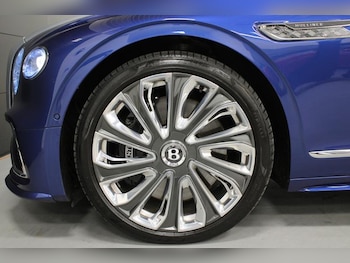 Used Bentley Flying Spur 2024 for sale - 76895363: Photo