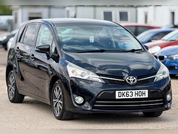 Used Toyota Verso 2013 for sale - 79050121: Photo