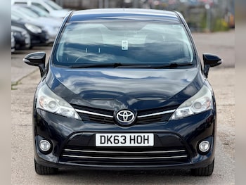Used Toyota Verso 2013 for sale - 79050121: Photo