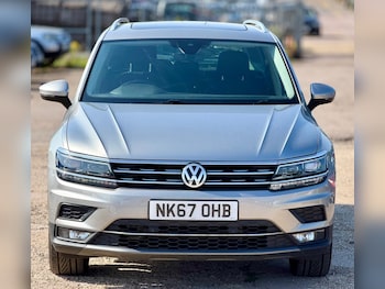 Used Volkswagen Tiguan 2017 for sale - 79590076: Photo