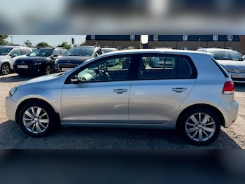 Used Volkswagen Golf 2010 for sale - 79050823: Photo
