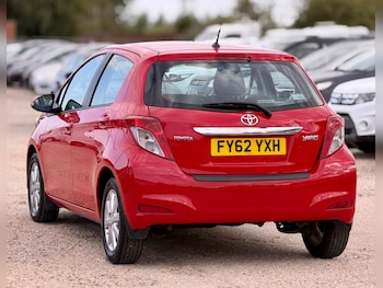 Used Toyota Yaris 2012 for sale - 79268337: Photo