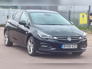 Used Vauxhall Astra 2019 for sale - 79049202: Photo