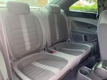 Used Volkswagen Beetle 2013 for sale - 79157977: Photo