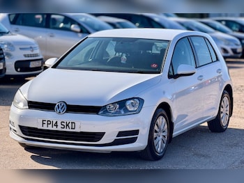 Used Volkswagen Golf 2014 for sale - 79049933: Photo
