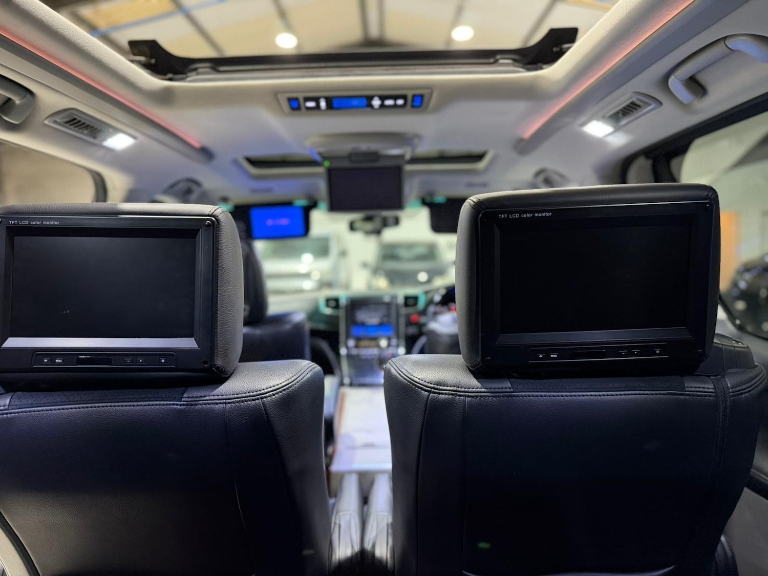 Used Toyota Vellfire 2008 for sale - 77277241: Photo 46