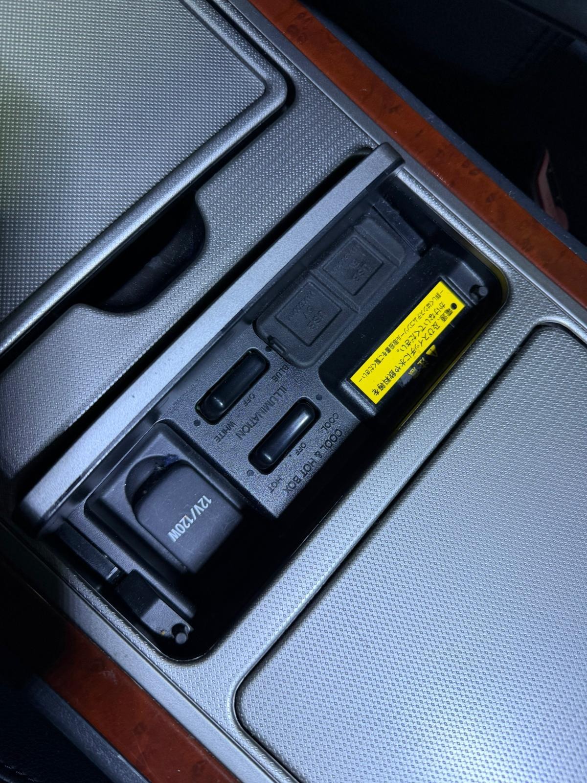 Used Toyota Vellfire 2008 for sale - 77277241: Photo 60