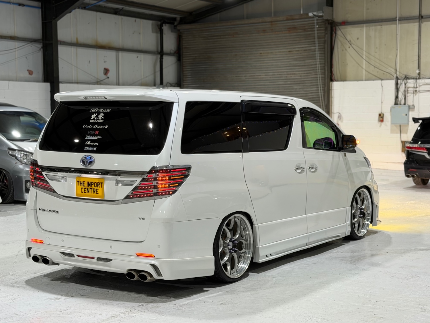 Used Toyota Vellfire 2013 for sale - 76924135: Photo 12