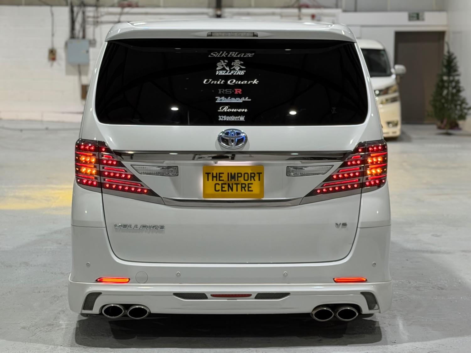 Used Toyota Vellfire 2013 for sale - 76924135: Photo 14