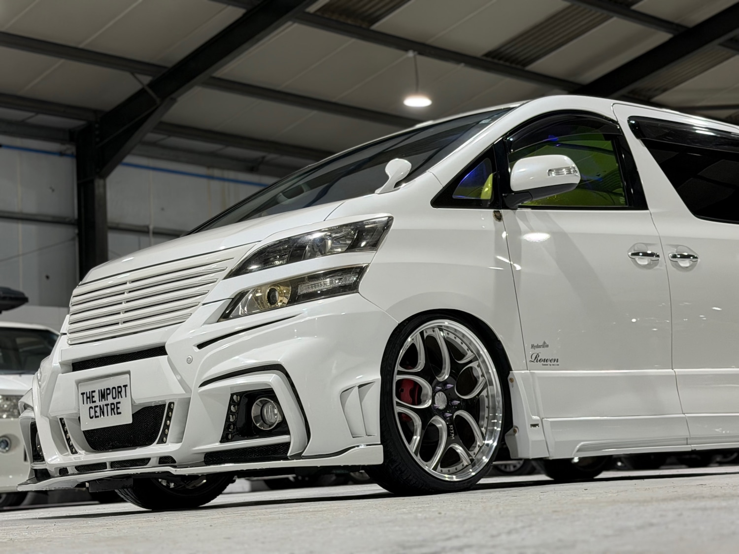 Used Toyota Vellfire 2013 for sale - 76924135: Photo 18