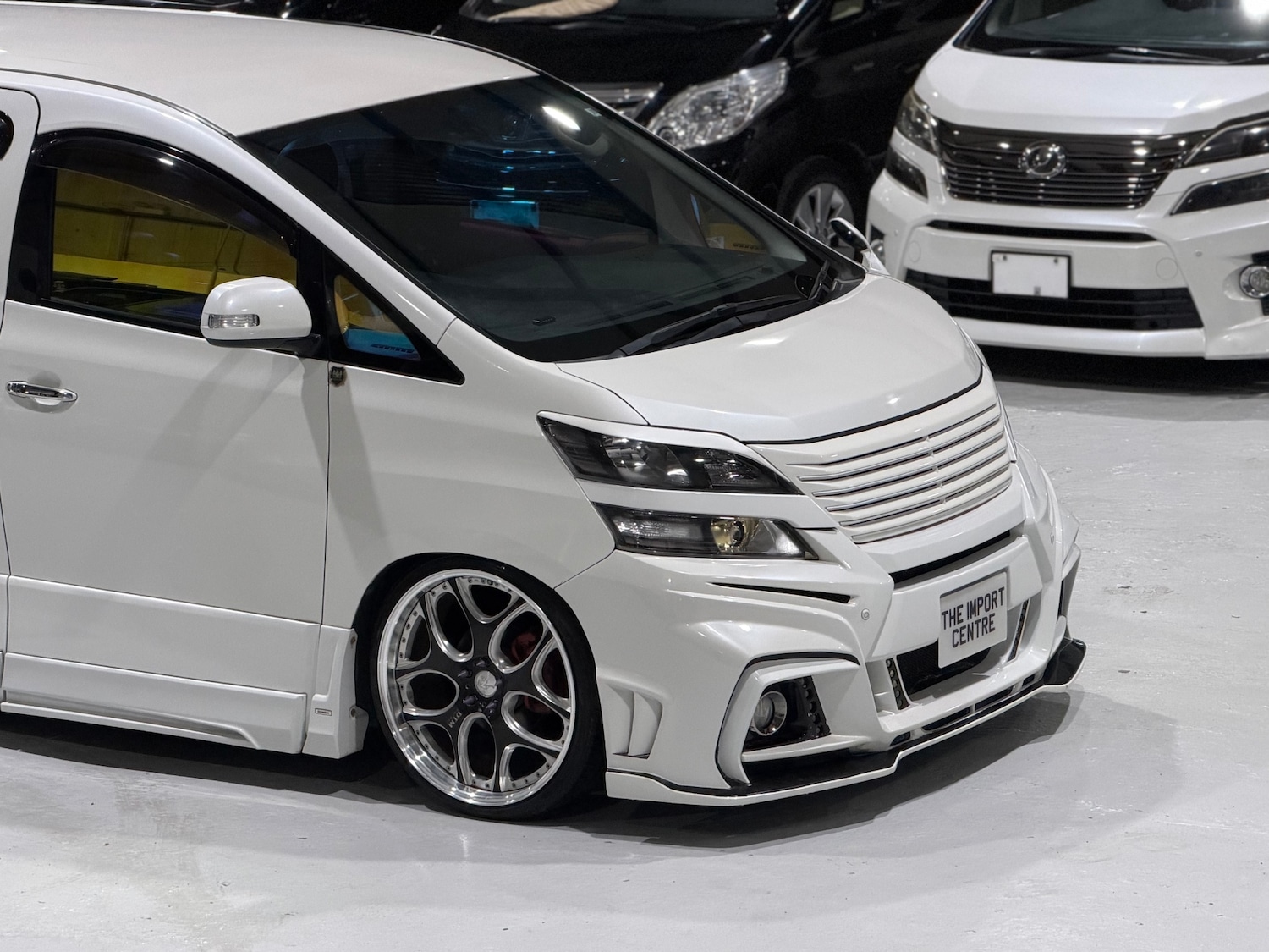 Used Toyota Vellfire 2013 for sale - 76924135: Photo 21