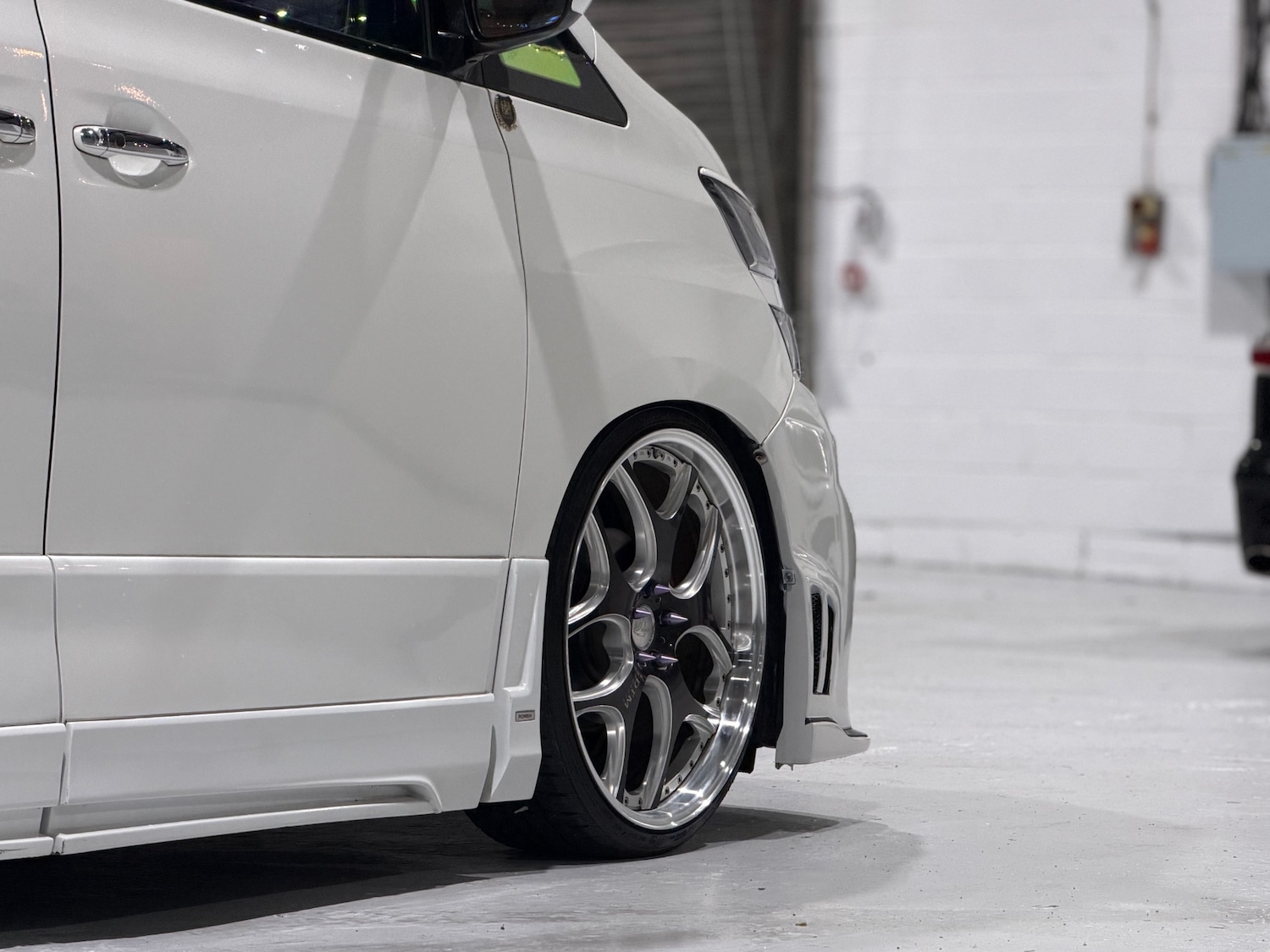 Used Toyota Vellfire 2013 for sale - 76924135: Photo 23