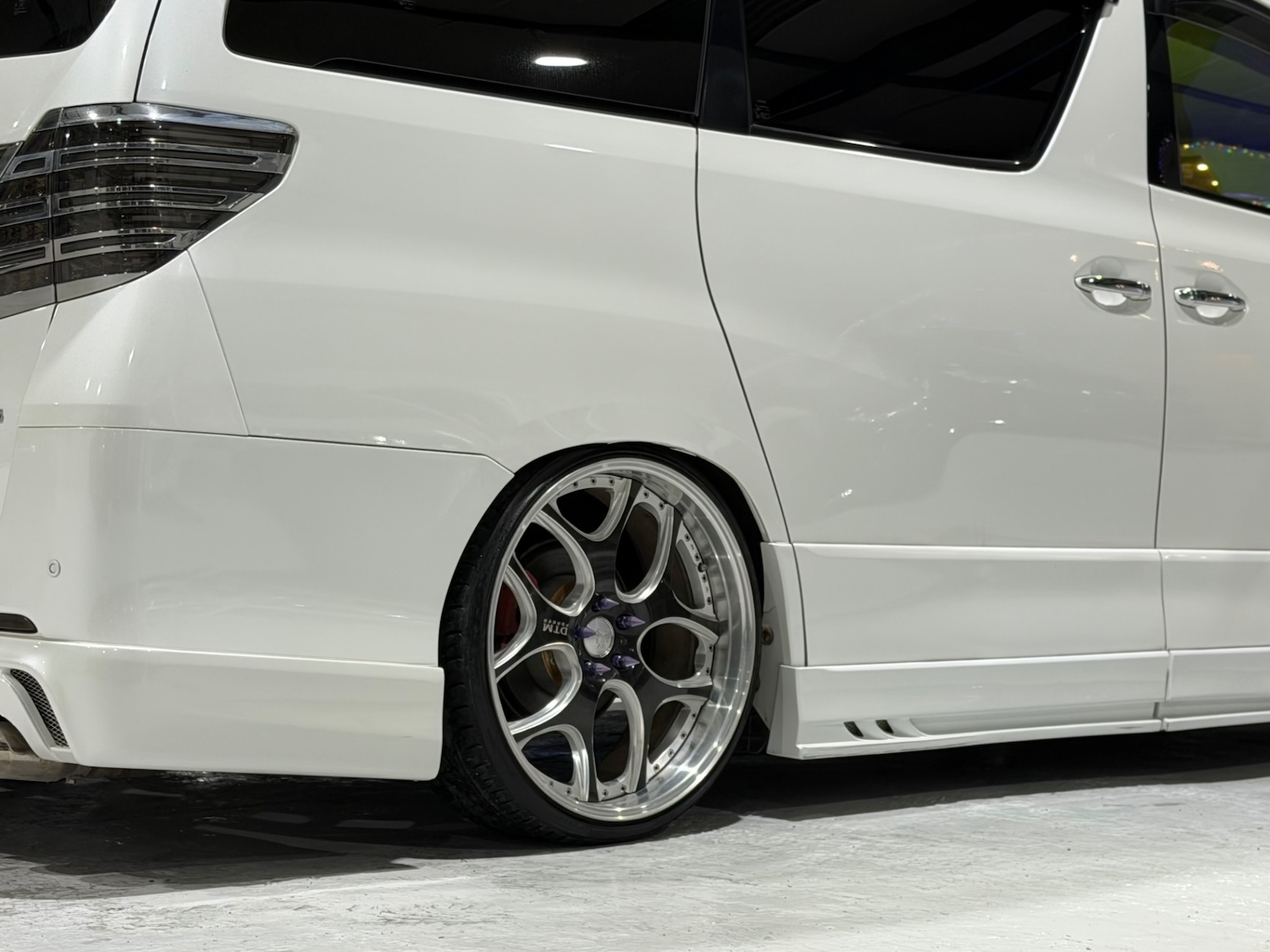 Used Toyota Vellfire 2013 for sale - 76924135: Photo 30