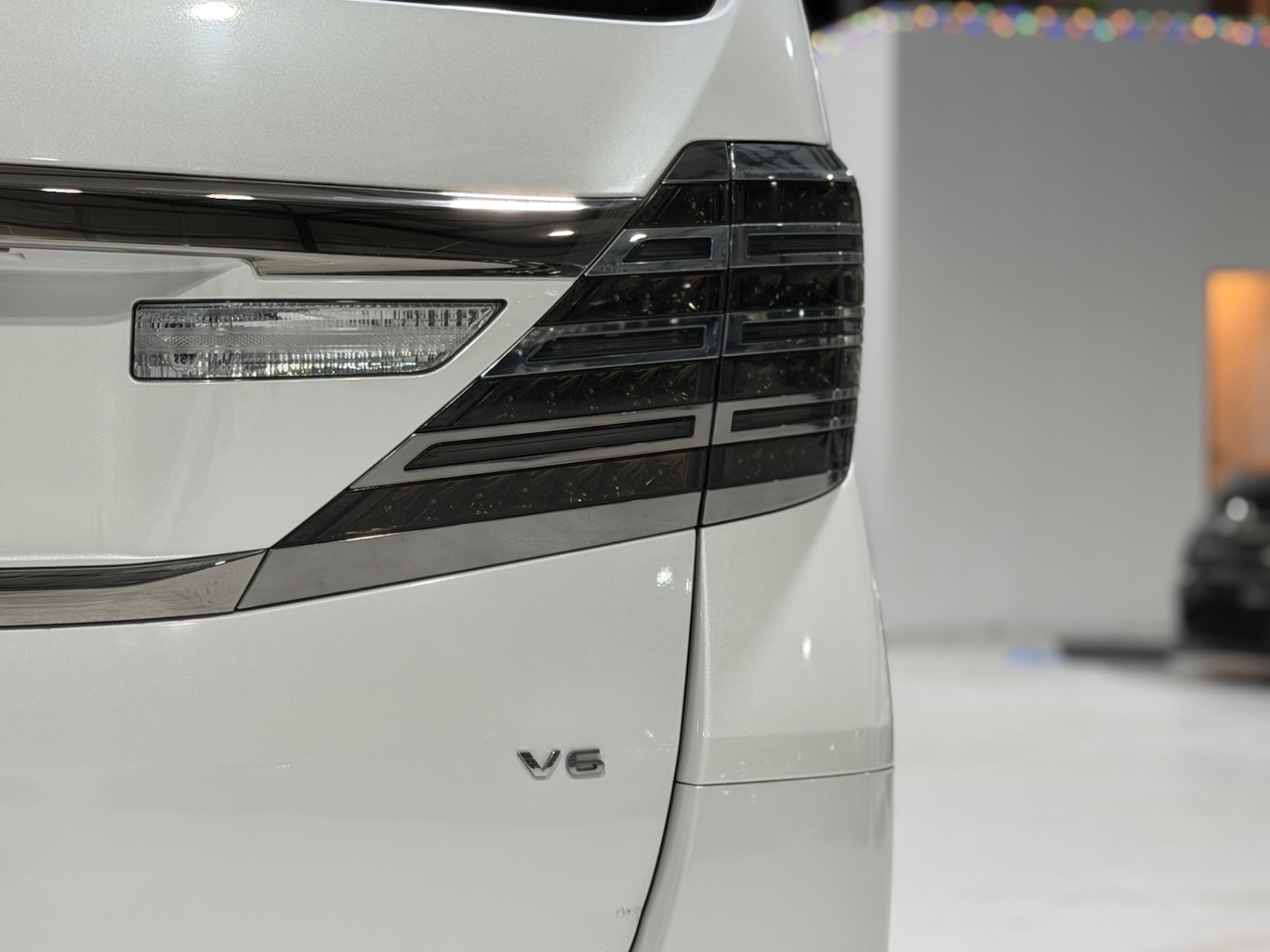 Used Toyota Vellfire 2013 for sale - 76924135: Photo 31