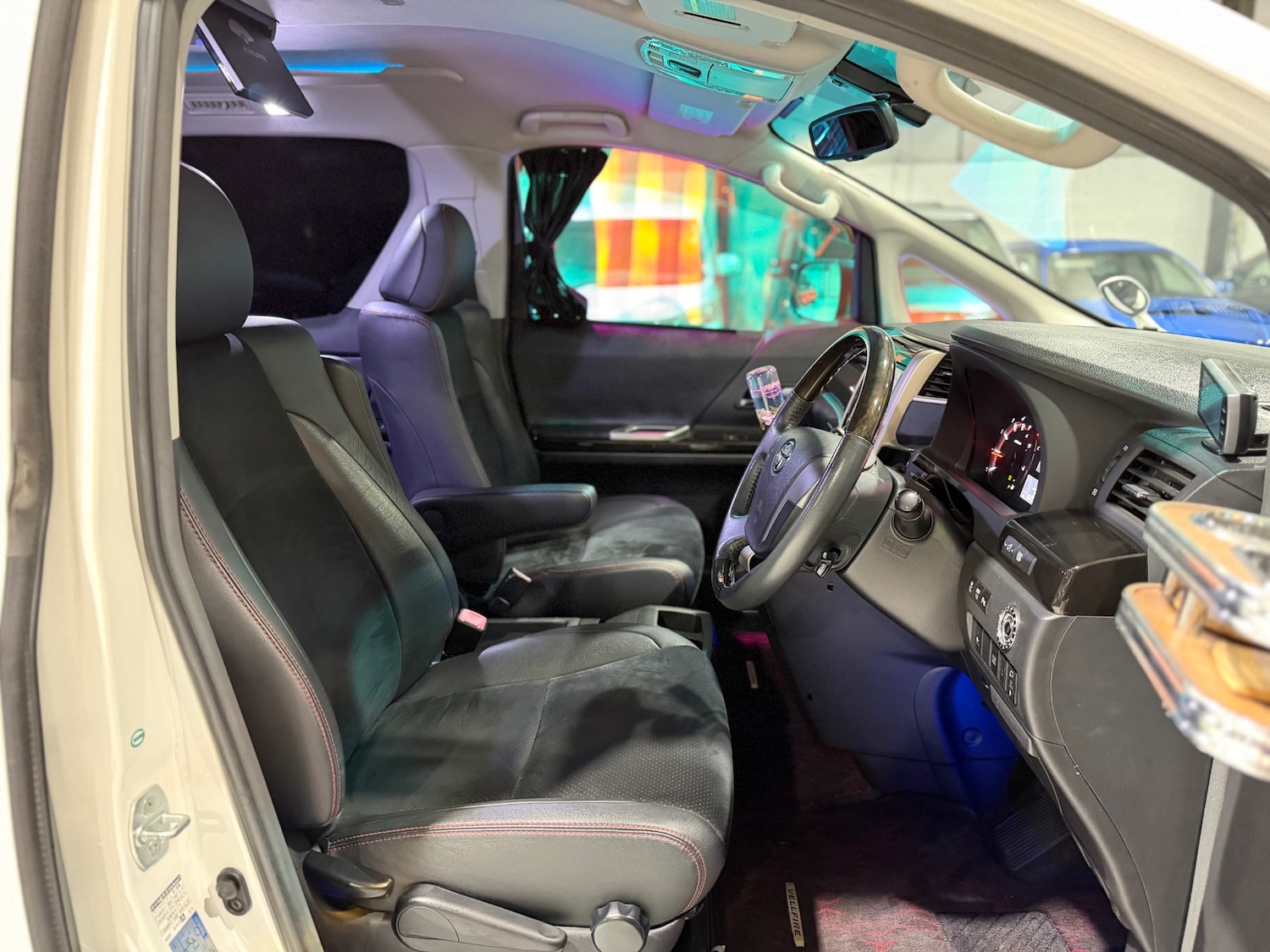 Used Toyota Vellfire 2013 for sale - 76924135: Photo 42