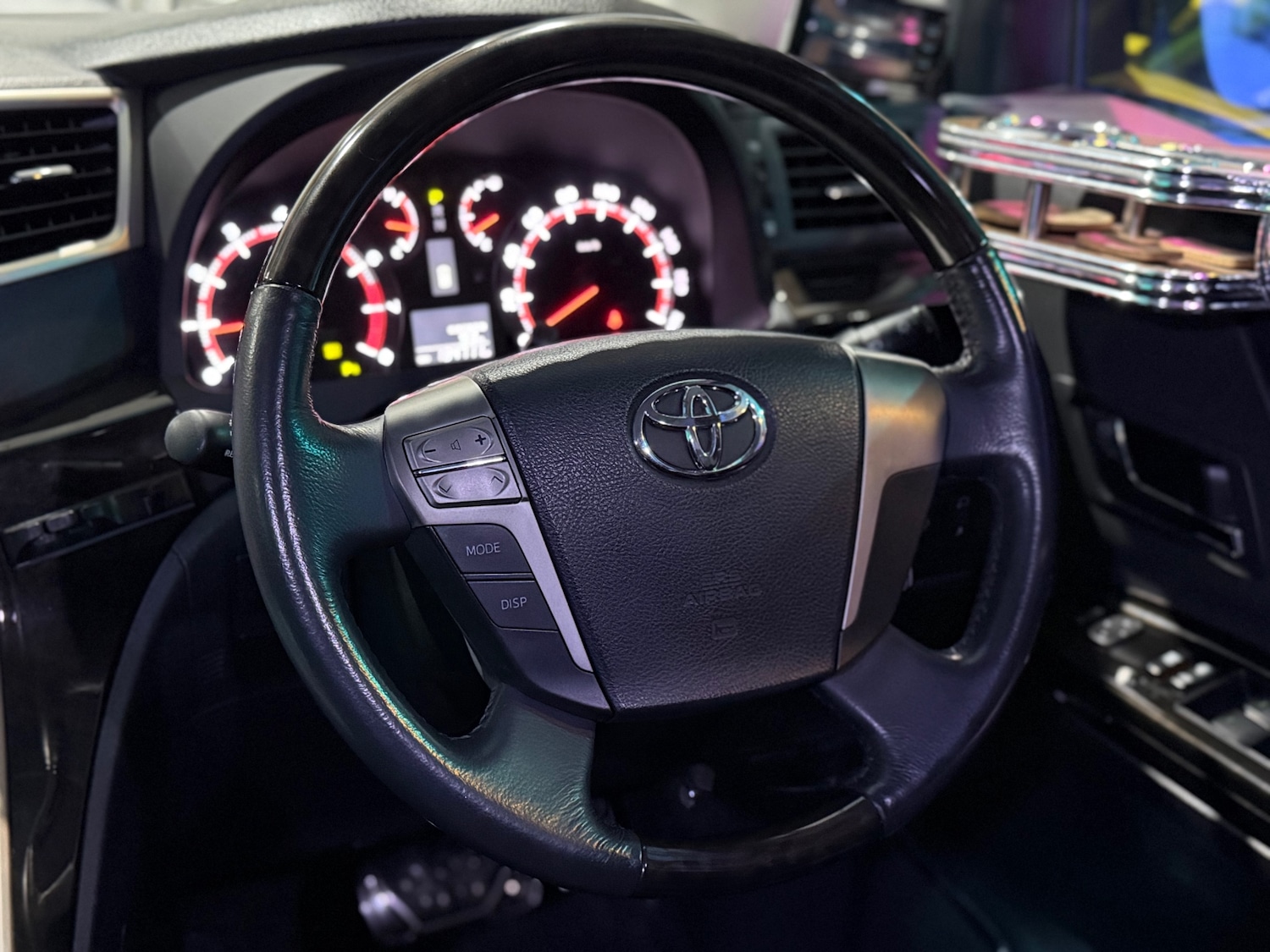 Used Toyota Vellfire 2013 for sale - 76924135: Photo 44