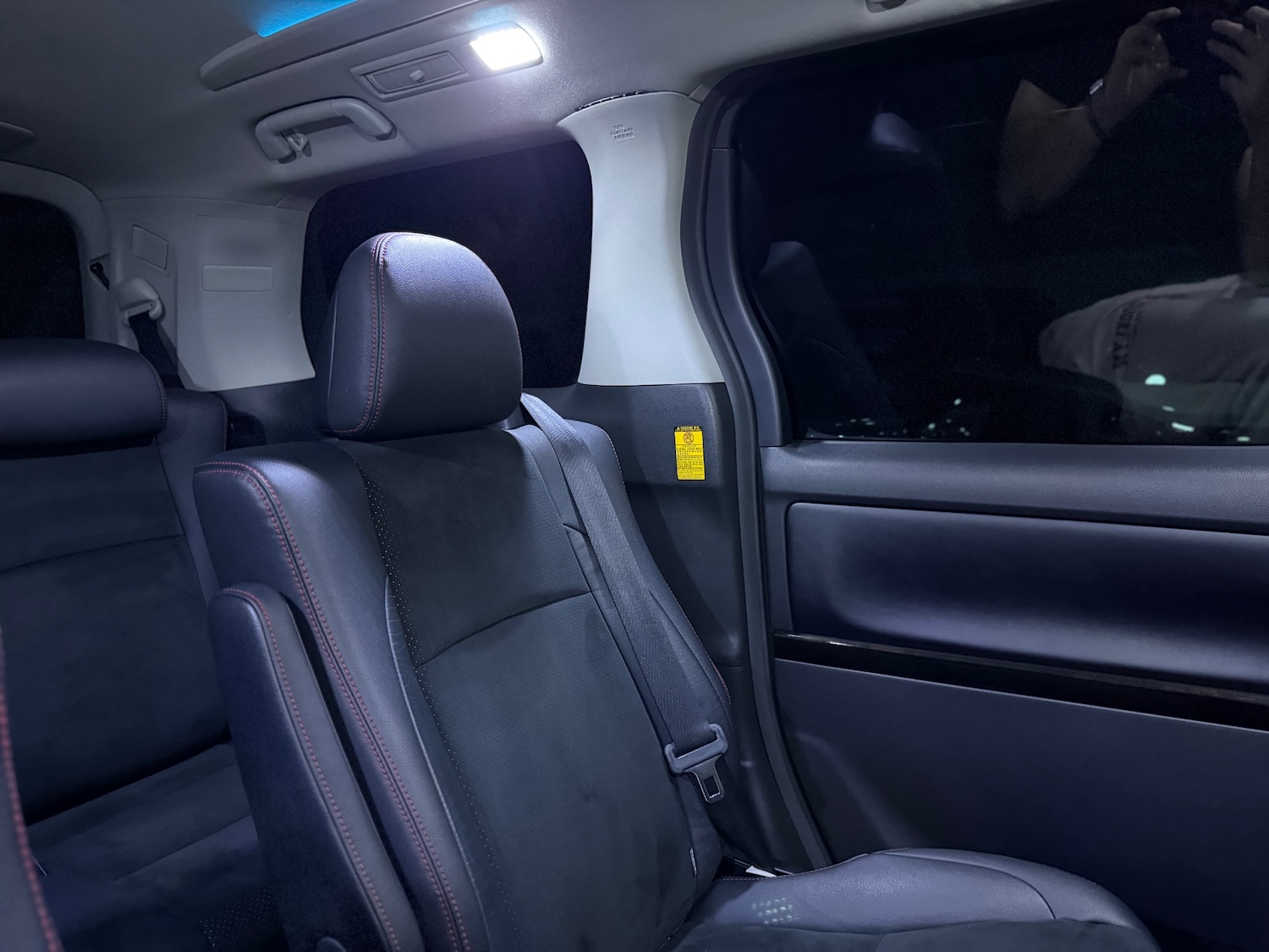 Used Toyota Vellfire 2013 for sale - 76924135: Photo 52