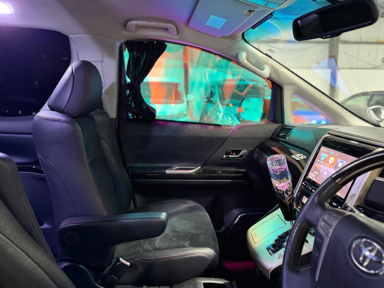 Used Toyota Vellfire 2013 for sale - 76924135: Photo 61