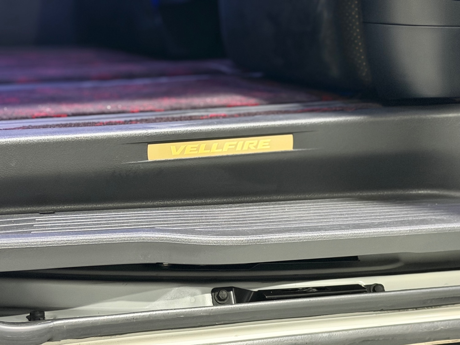 Used Toyota Vellfire 2013 for sale - 76924135: Photo 63