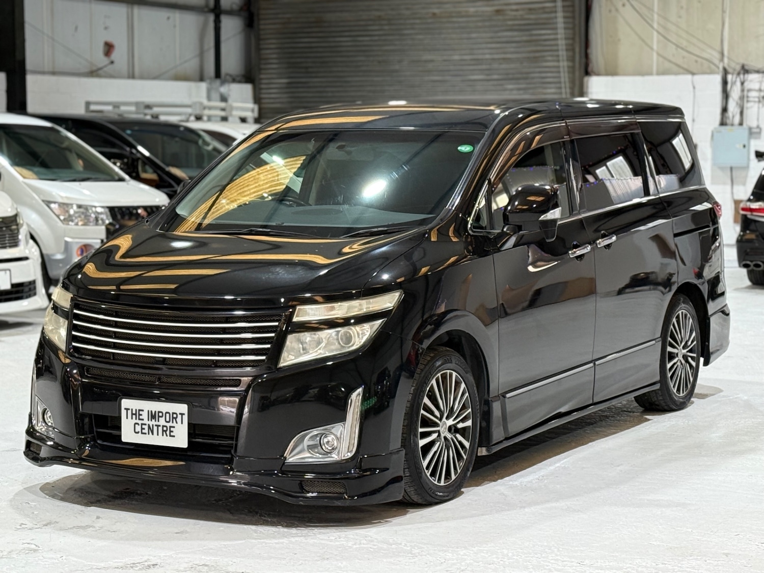 Used Nissan Elgrand 2011 for sale - 76974730: Photo 13