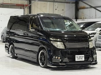 Used Nissan Elgrand 2003 for sale - 78781001: Photo