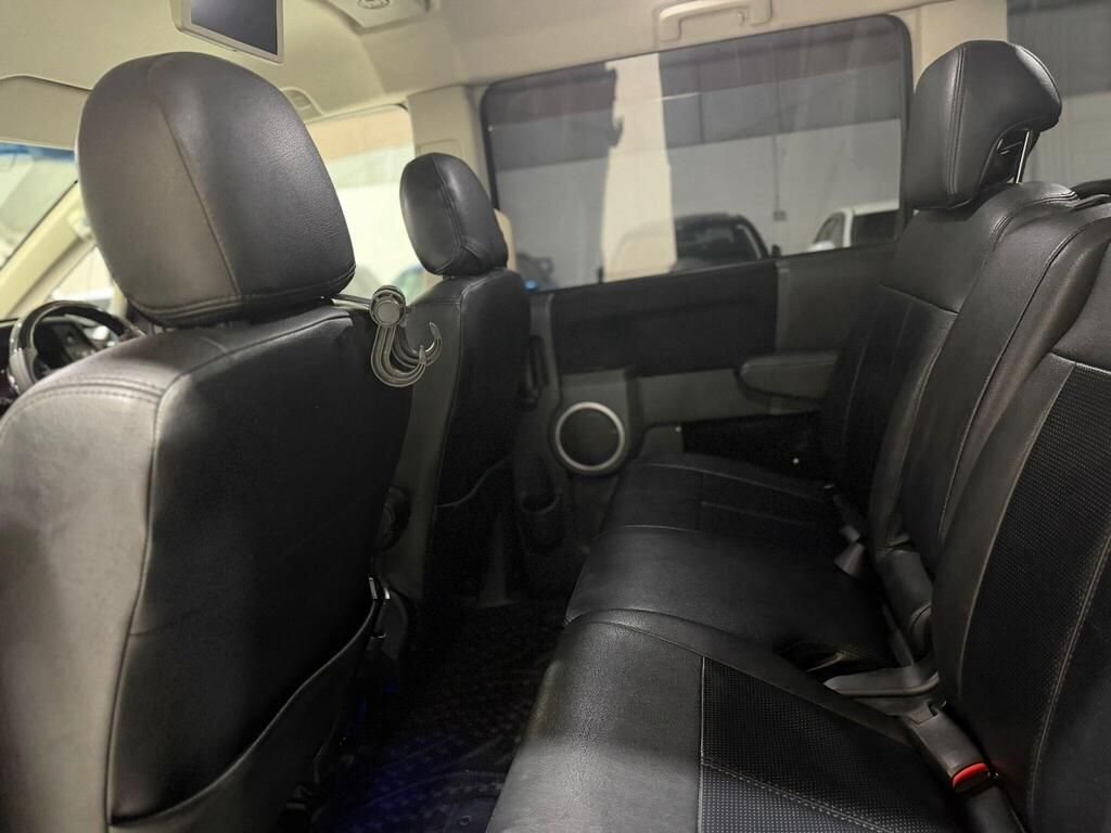 Used Mitsubishi Delica 2007 for sale - 77582216: Photo 16
