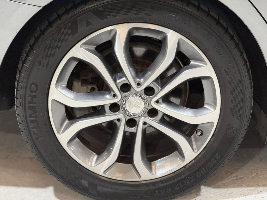 Used Mercedes-Benz C Class 2015 for sale - 77631747: Photo 12