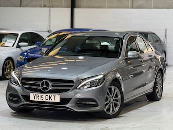 Used Mercedes-Benz C Class 2015 for sale - 77631747: Photo