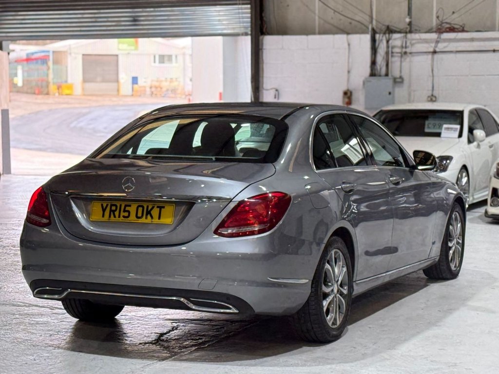 Used Mercedes-Benz C Class 2015 for sale - 77631747: Photo 8