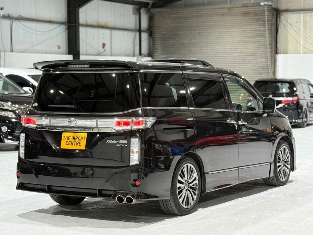 Used Nissan Elgrand 2014 for sale - 77582209: Photo 11