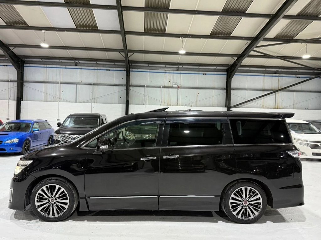 Used Nissan Elgrand 2014 for sale - 77582209: Photo 13