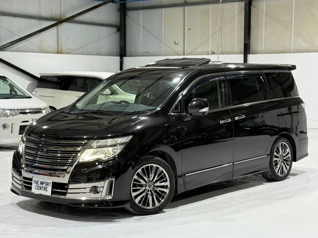 Used Nissan Elgrand 2014 for sale - 77582209: Photo 18