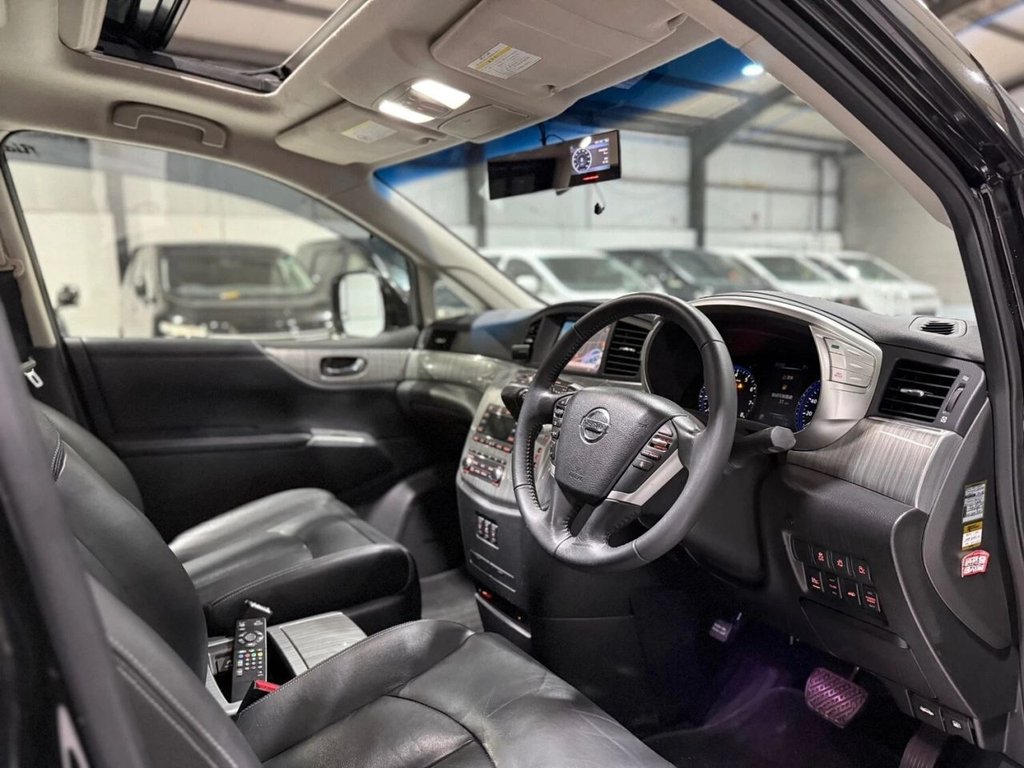 Used Nissan Elgrand 2014 for sale - 77582209: Photo 21