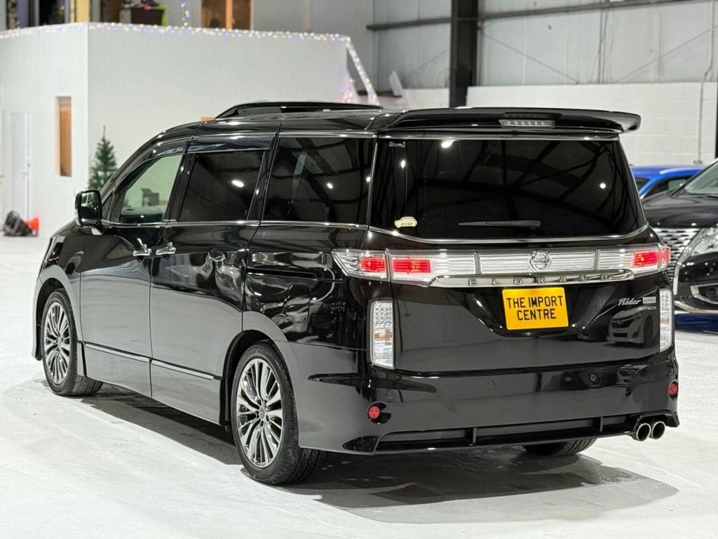 Used Nissan Elgrand 2014 for sale - 77582209: Photo 6