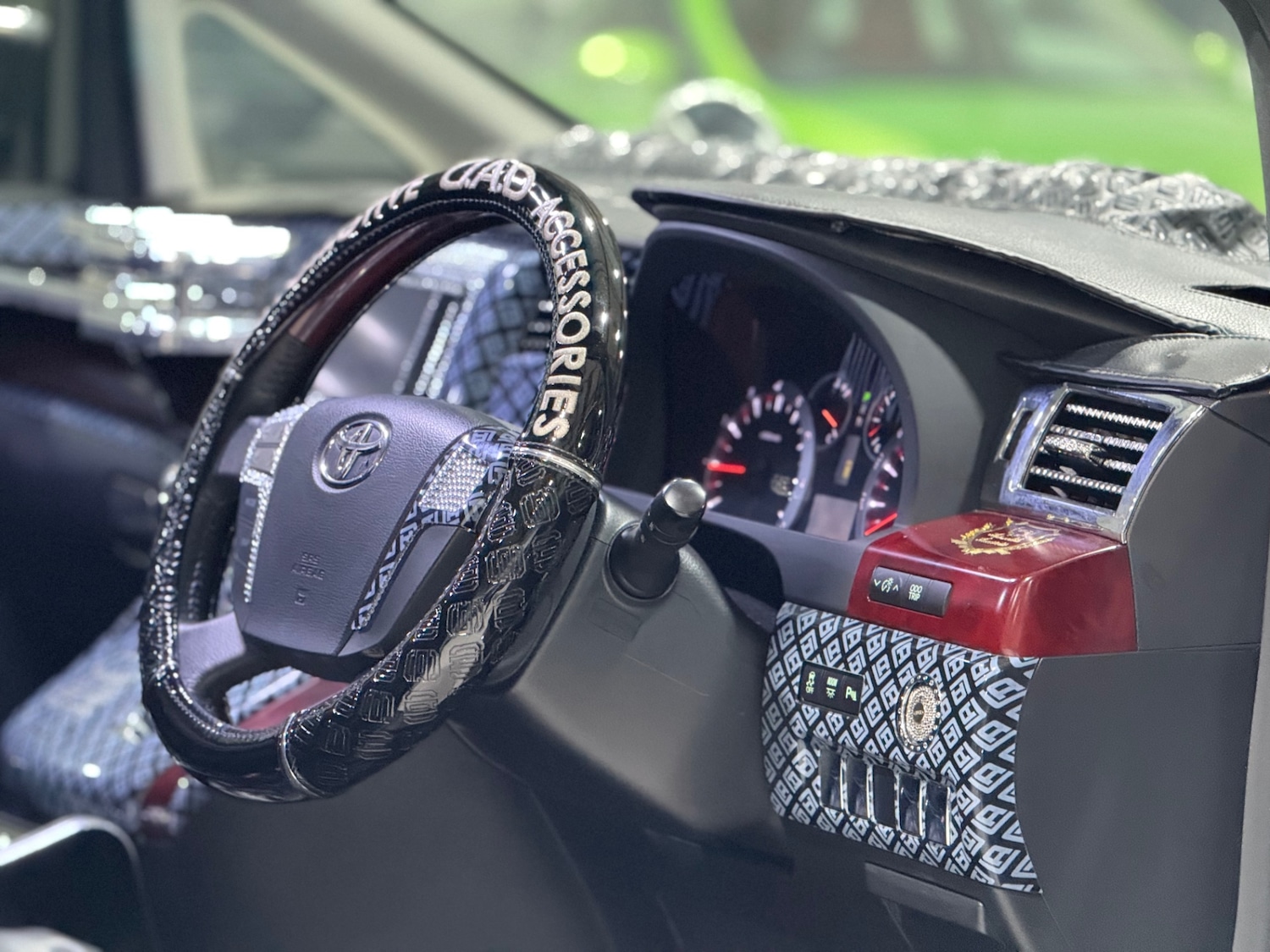 Used Toyota Vellfire 2008 for sale - 77277457: Photo 43