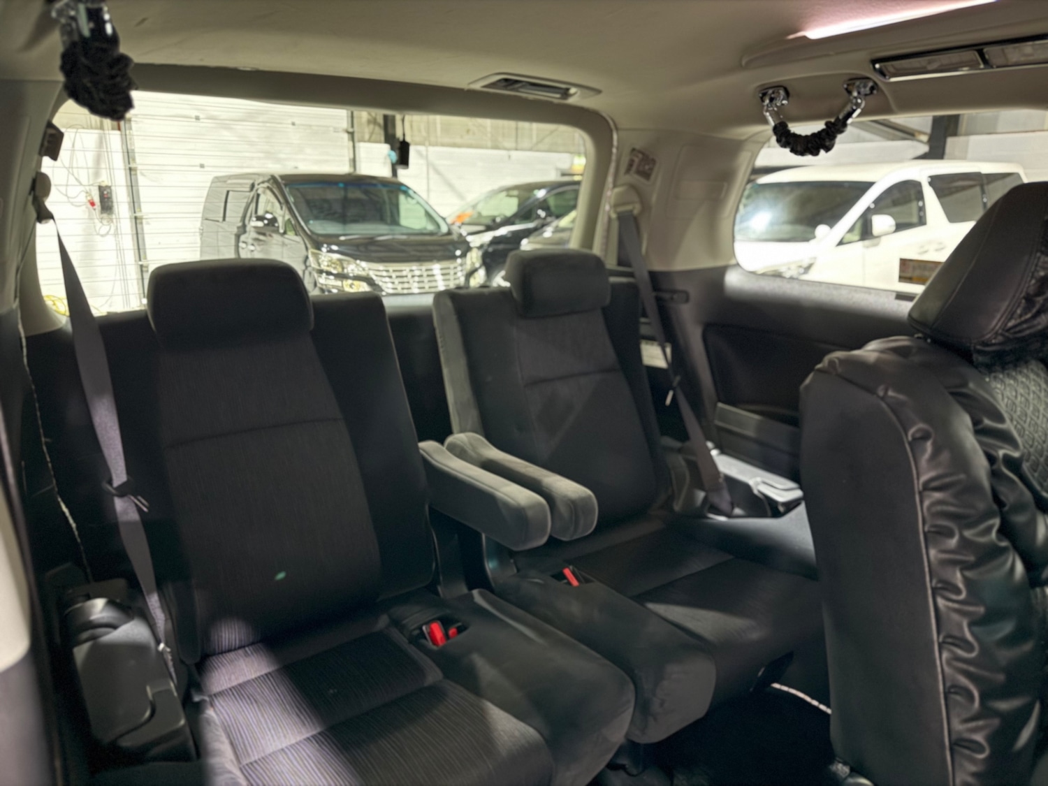 Used Toyota Vellfire 2008 for sale - 77277457: Photo 55