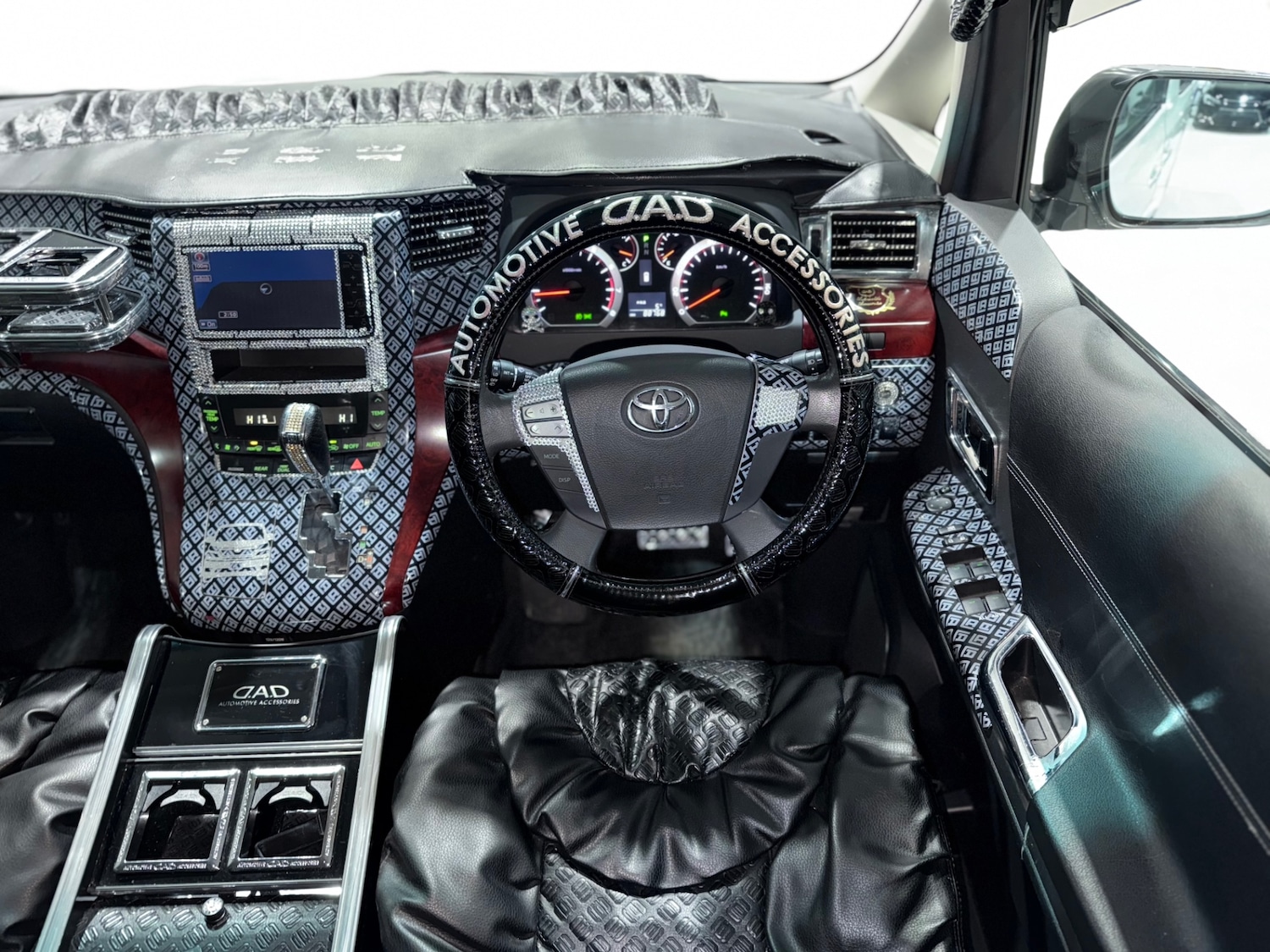 Used Toyota Vellfire 2008 for sale - 77277457: Photo 62