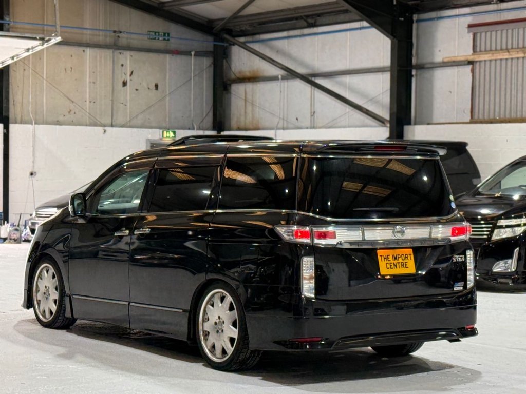 Used Nissan Elgrand 2010 for sale - 77583652: Photo 11