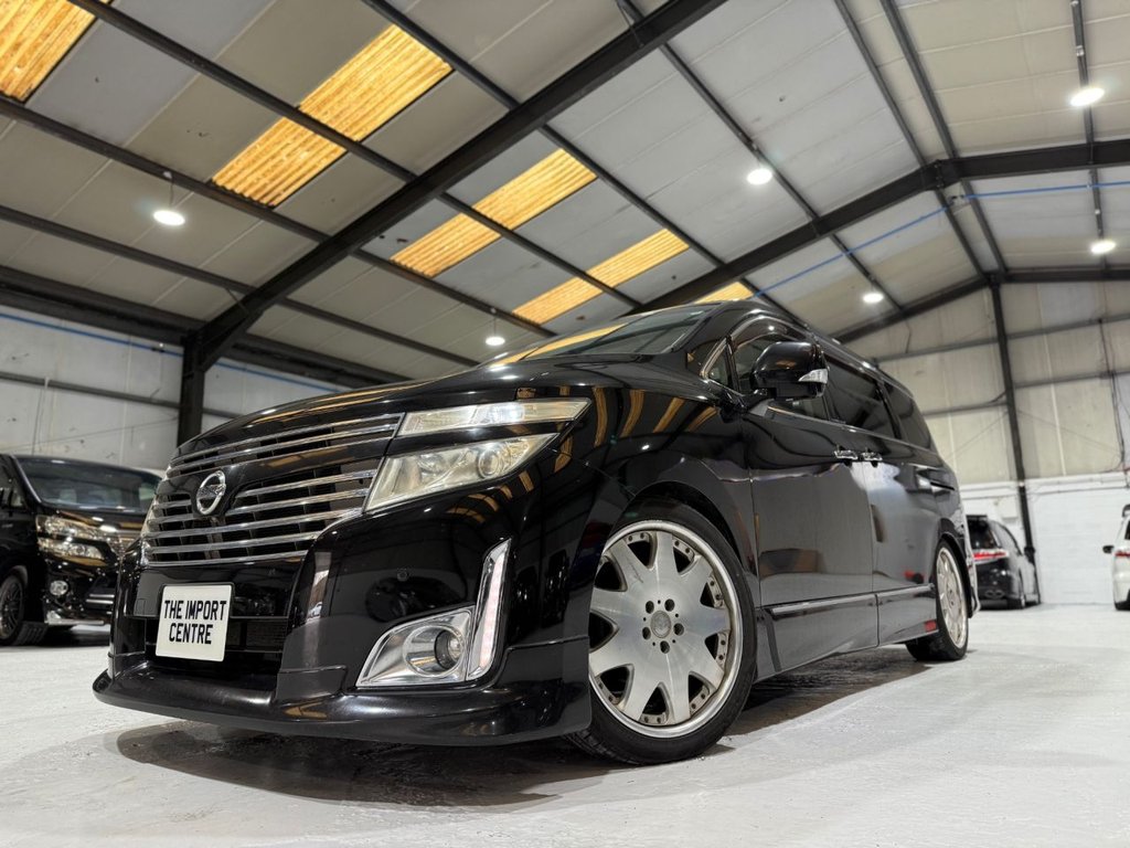 Used Nissan Elgrand 2010 for sale - 77583652: Photo 3