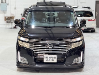 Used Nissan Elgrand 2010 for sale - 77583652: Photo