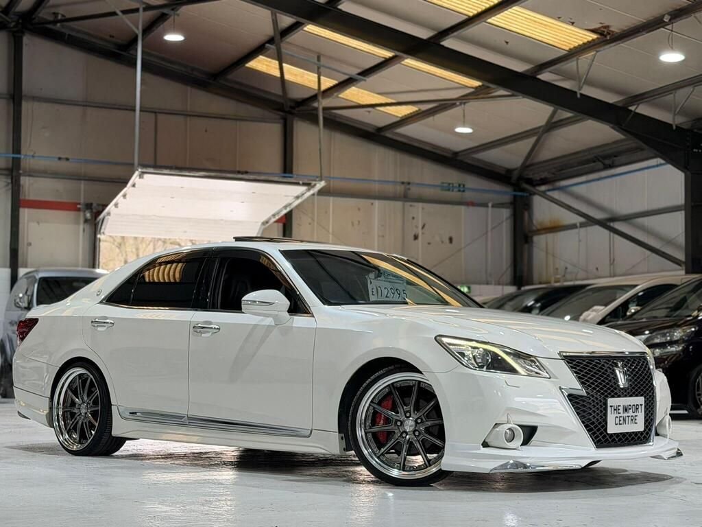 Used Toyota Crown 2013 for sale - 77734771: Photo 17