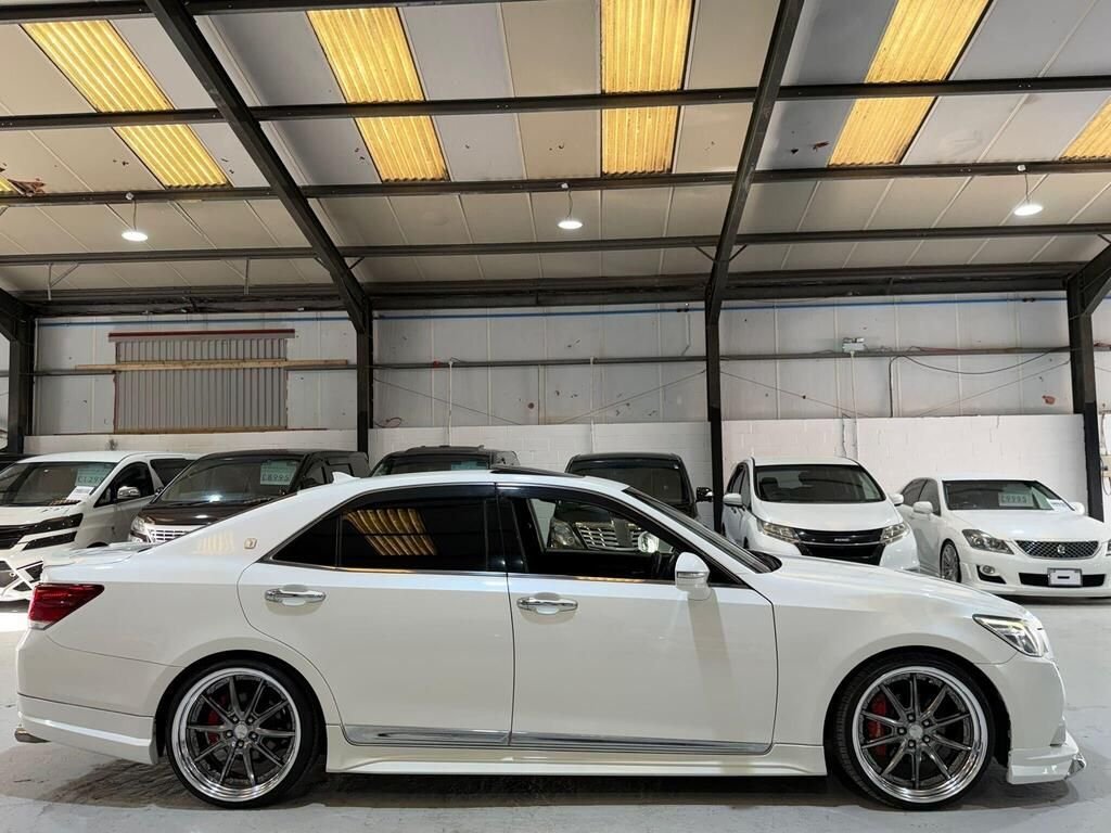 Used Toyota Crown 2013 for sale - 77734771: Photo 21