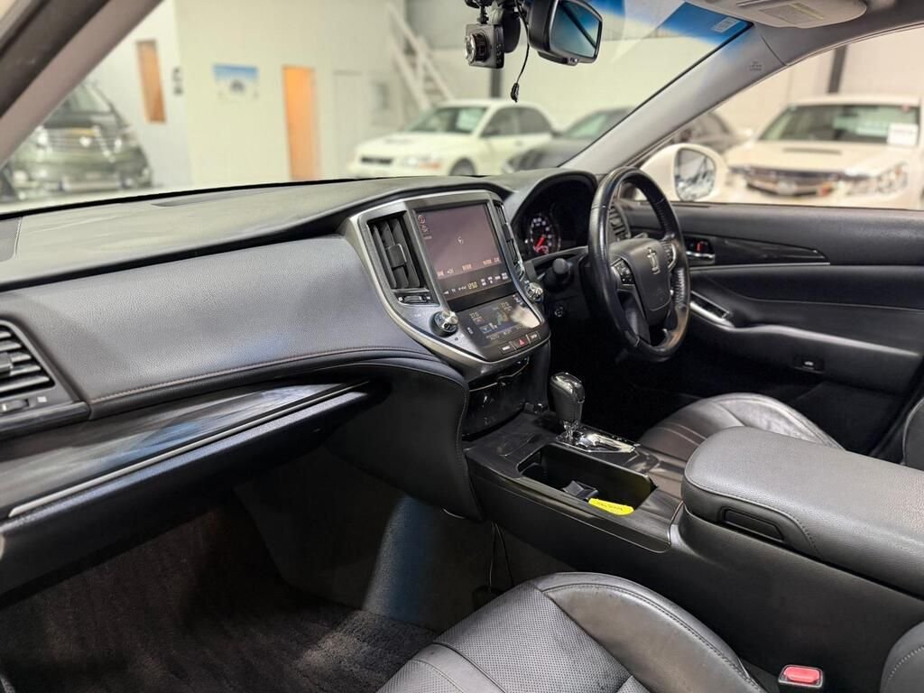 Used Toyota Crown 2013 for sale - 77734771: Photo 26