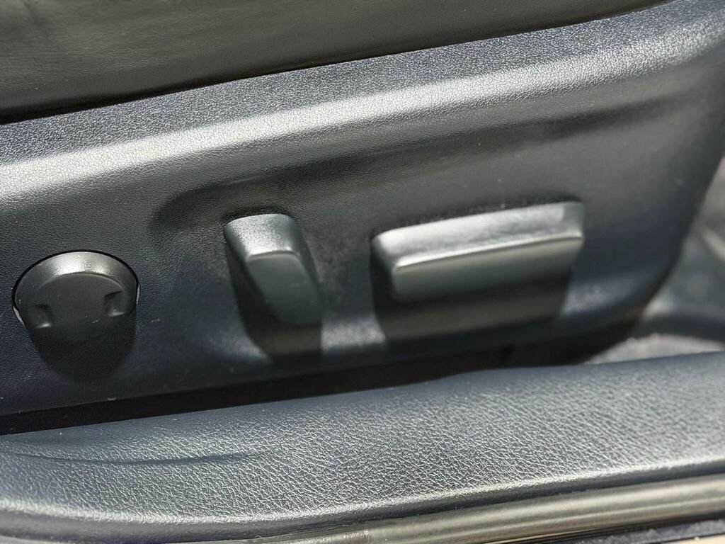 Used Toyota Crown 2013 for sale - 77734771: Photo 33