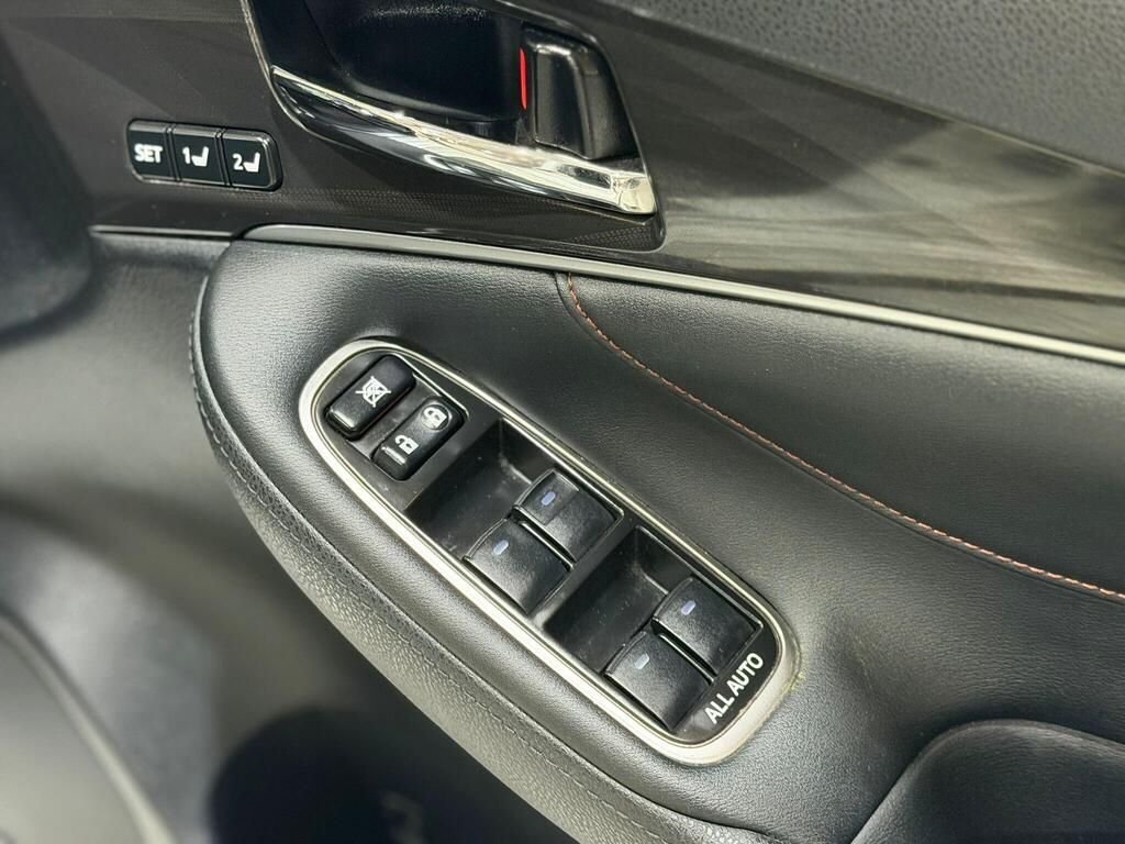 Used Toyota Crown 2013 for sale - 77734771: Photo 36