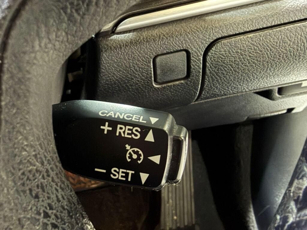 Used Toyota Crown 2013 for sale - 77734771: Photo 43