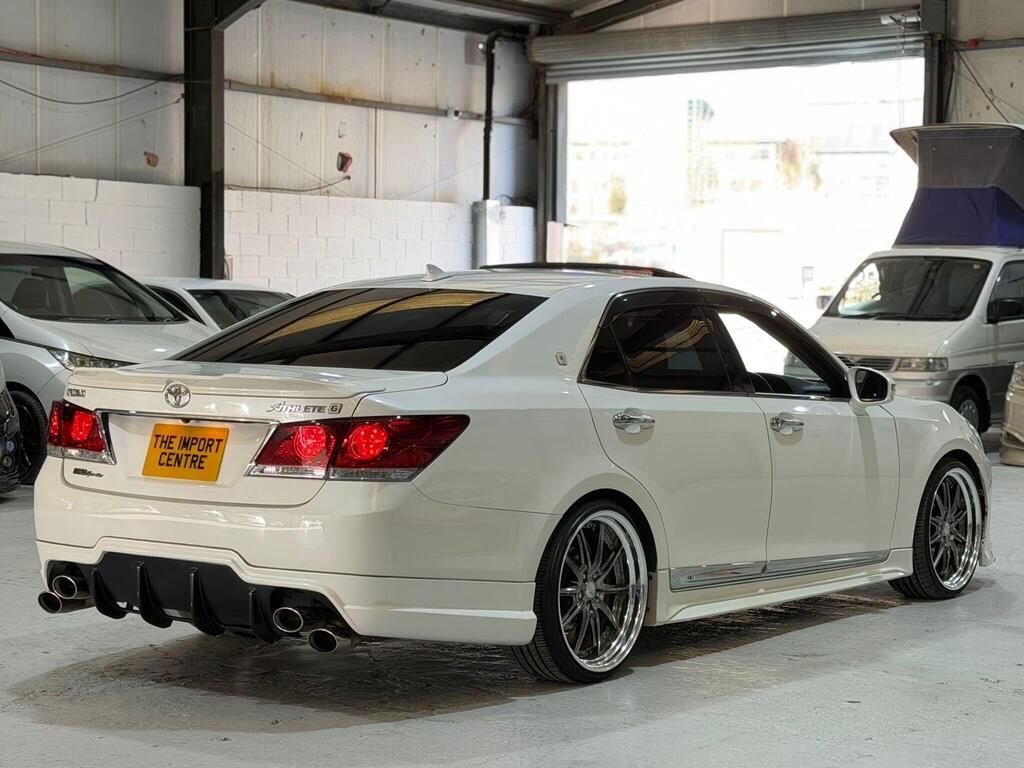 Used Toyota Crown 2013 for sale - 77734771: Photo 5