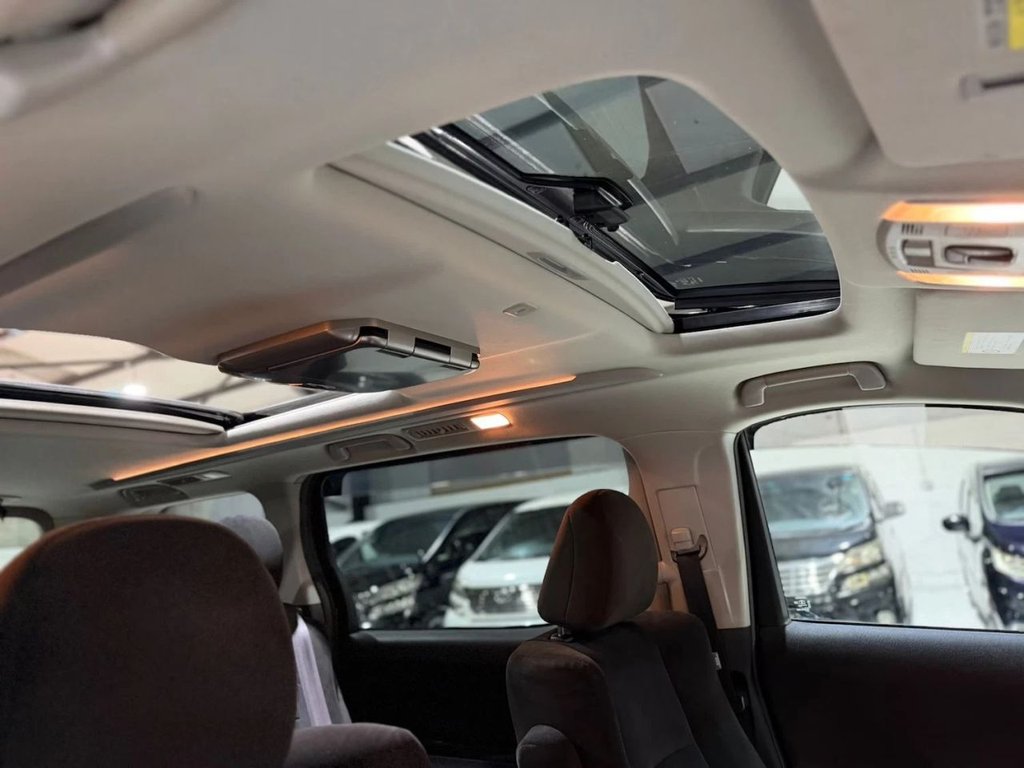 Used Toyota Vellfire 2011 for sale - 77582206: Photo 14