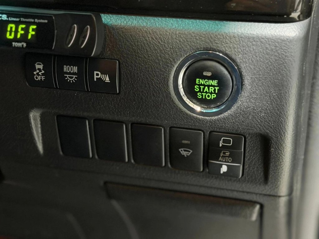 Used Toyota Vellfire 2011 for sale - 77582206: Photo 3