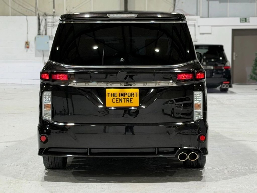 Used Nissan Elgrand 2010 for sale - 77582202: Photo 18